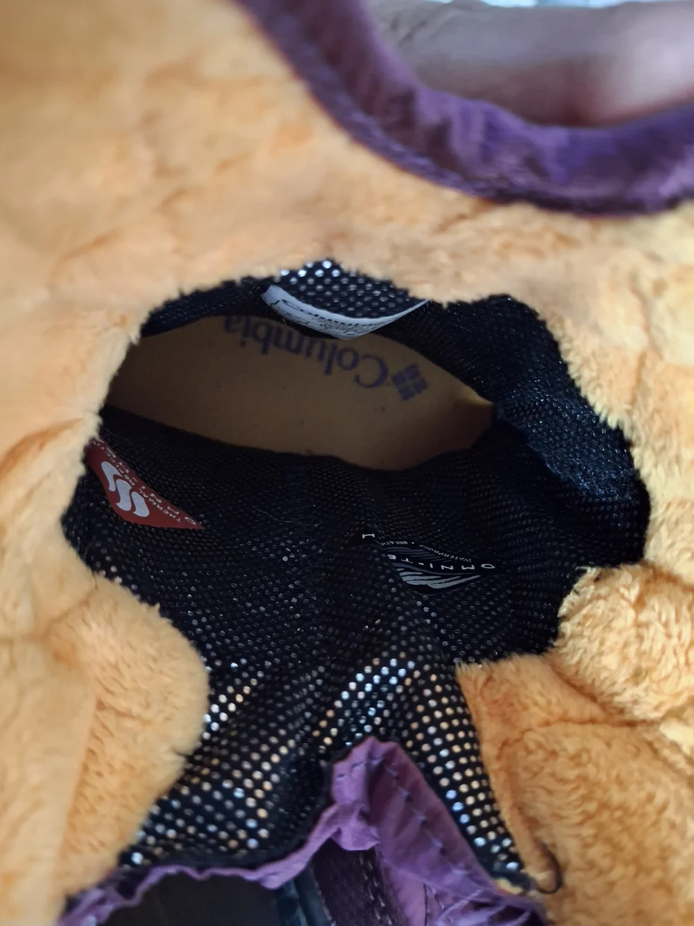 Kid's Columbia Quilted Purple Winter Boots Size 2.